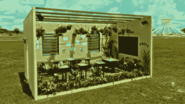 W sercu Brazylii stanęła szklarnia zamieniona w szkolną klasę. Tak UNICEF zwraca uwagę na kryzys klimatyczny