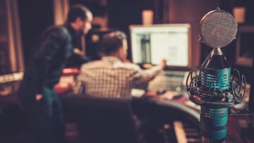 „Radio Track 2025”: 18,5 mln Polaków słucha radia codziennie [BADANIE]