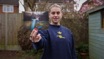 Persil i Arsenal Women pokazują dzieciństwo piłkarek. Kampania „It Starts Outside” ma zachęcić dziewczynki do zabawy na dworze