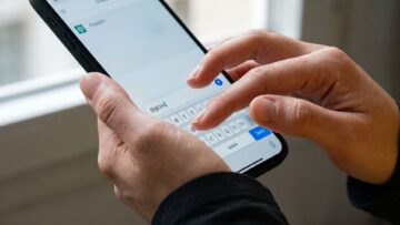 Glovo integruje się z ChatGPT i Claude. Zakupów można szukać podczas rozmowy z AI