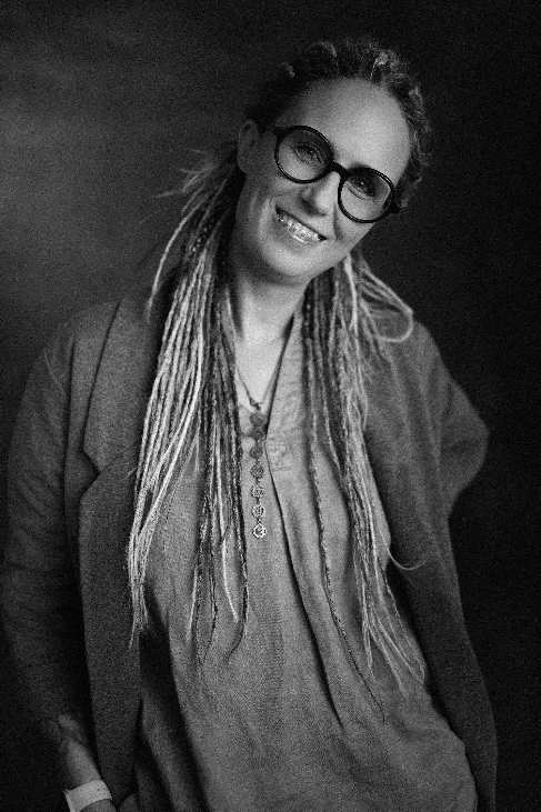 Ewa Lach-Moore